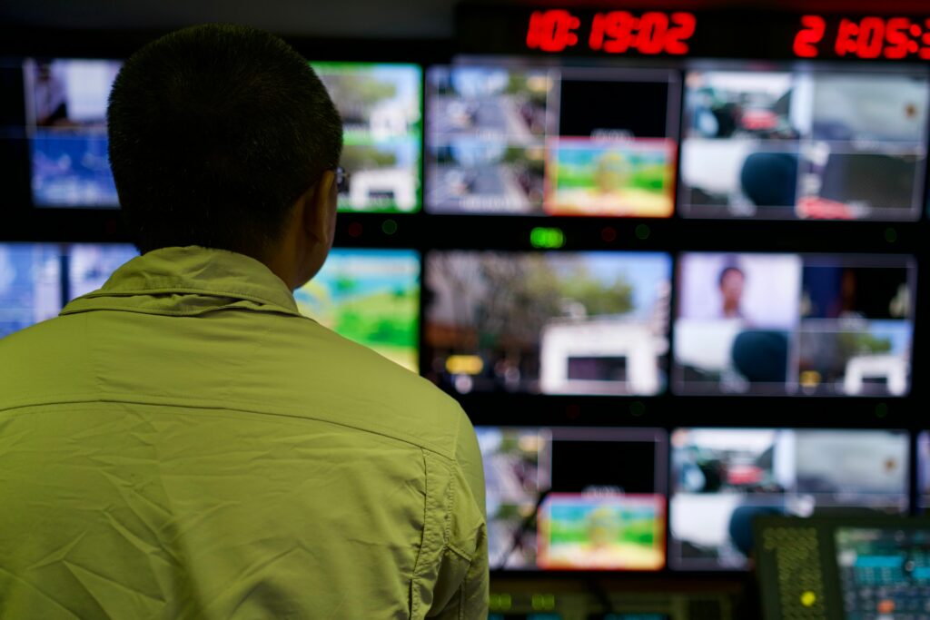 Video wall controller displaying multiple sources in a command center environmen